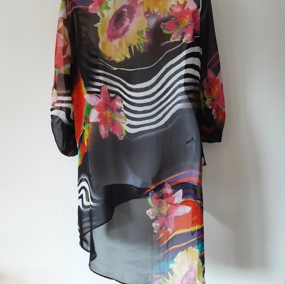 Frank Lyman Floral Multicoloured Hi-Low Tunic - Picture 5 of 7